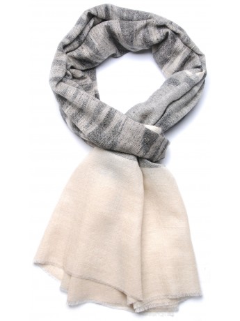 IKAT, genuine Pashmina 100% cashmere stole with ikat pattern